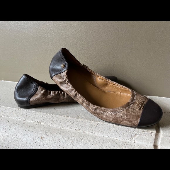 Coach Chelsea Ballet Flats - Picture 2 of 2